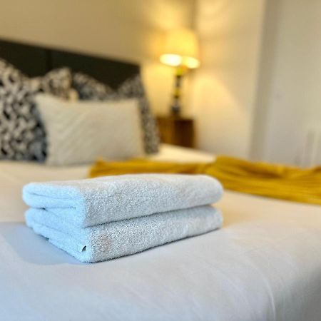 Koala & Tree - Modern 1 Bed Apartment For 4 Guests In The Heart Of Cambridge - Short Lets & Serviced Accommodation מראה חיצוני תמונה