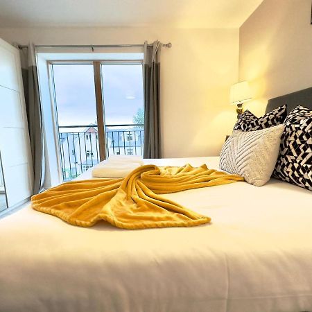 Koala & Tree - Modern 1 Bed Apartment For 4 Guests In The Heart Of Cambridge - Short Lets & Serviced Accommodation מראה חיצוני תמונה
