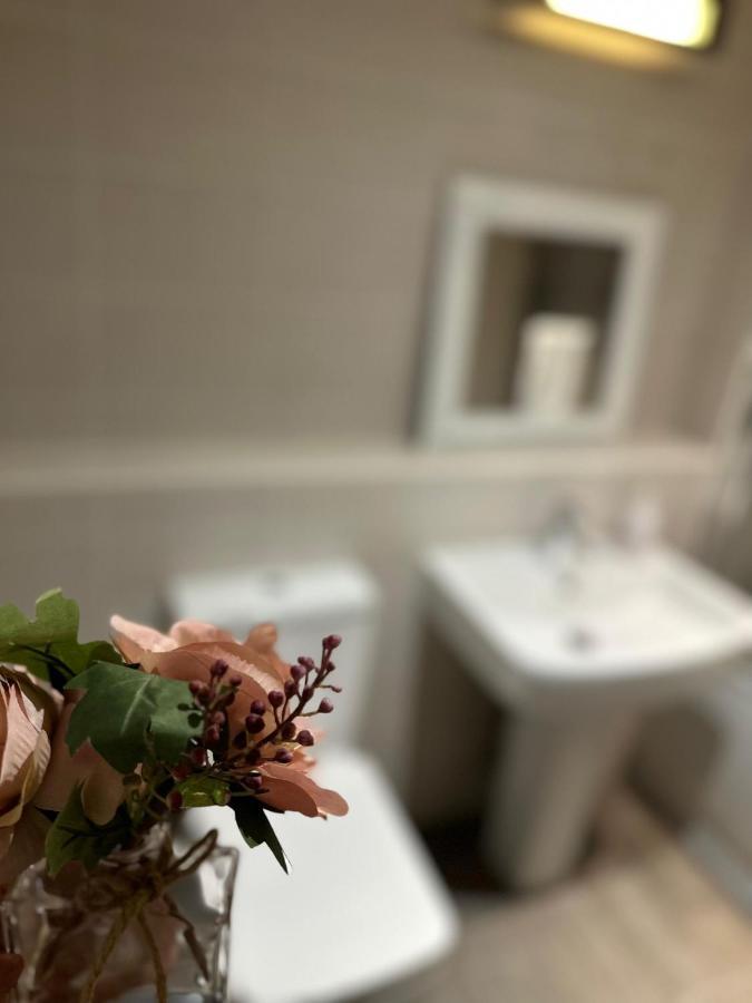 Koala & Tree - Modern 1 Bed Apartment For 4 Guests In The Heart Of Cambridge - Short Lets & Serviced Accommodation מראה חיצוני תמונה